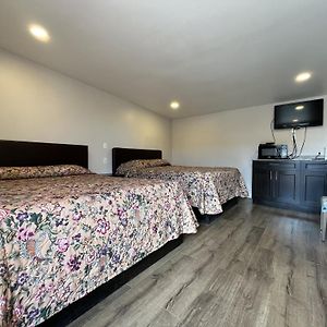 Kluane Park Inn